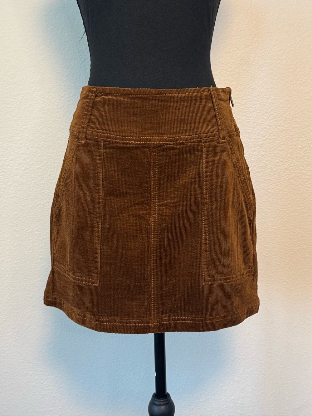 Heartloom Brown Corduroy Mini Skirt – Size M